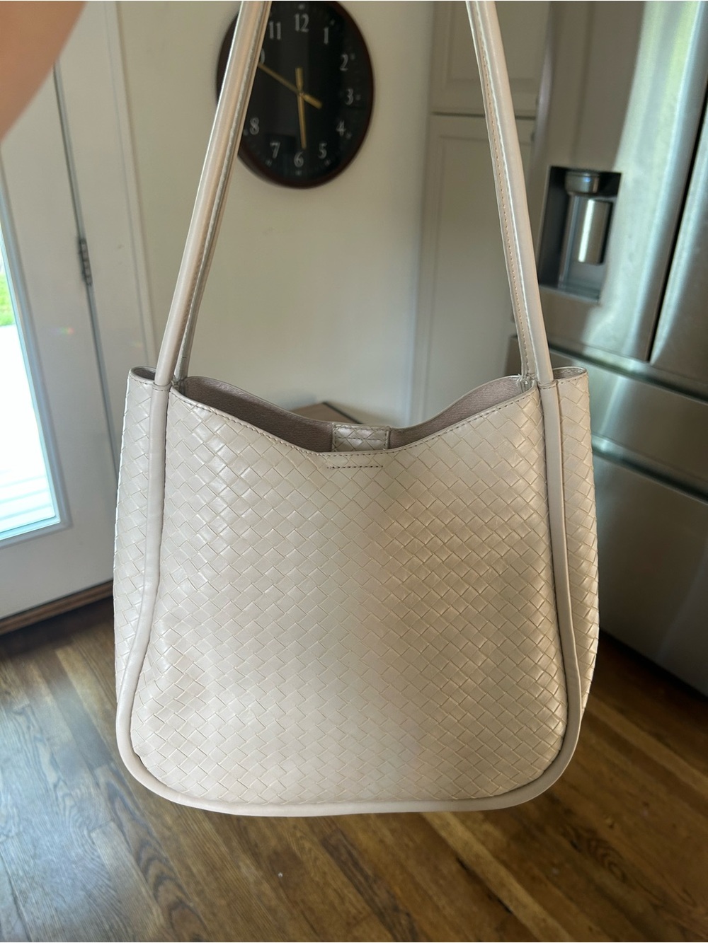 Melie Bianco Cream Woven Shoulder Bag - Picture 3 of 4